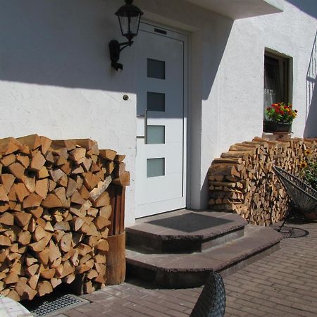 Schlossblick Ferienhaus: Cozy 6-Person Retreat with Castle Views Trunkelsberg Exterior photo