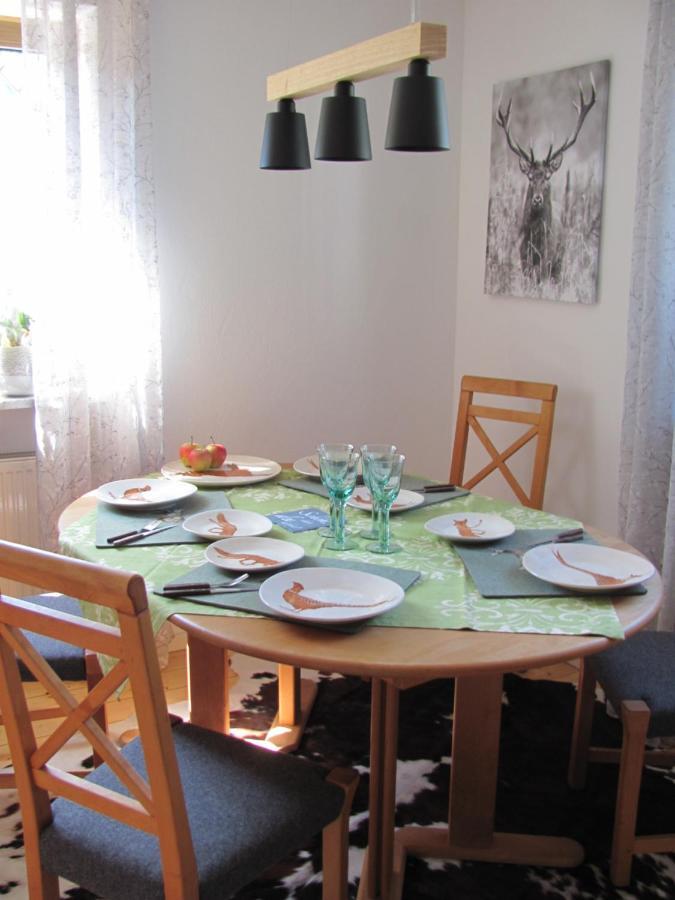 Schlossblick Ferienhaus: Cozy 6-Person Retreat with Castle Views Trunkelsberg Exterior photo